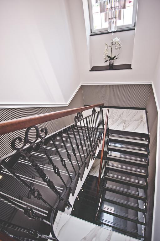 Hotel Toscania Wloszakowice Екстер'єр фото