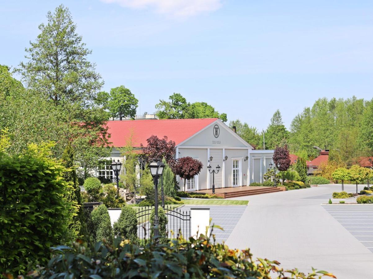 Hotel Toscania Wloszakowice Екстер'єр фото
